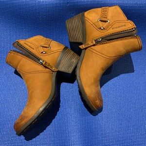 Teva waterproof ankle boots